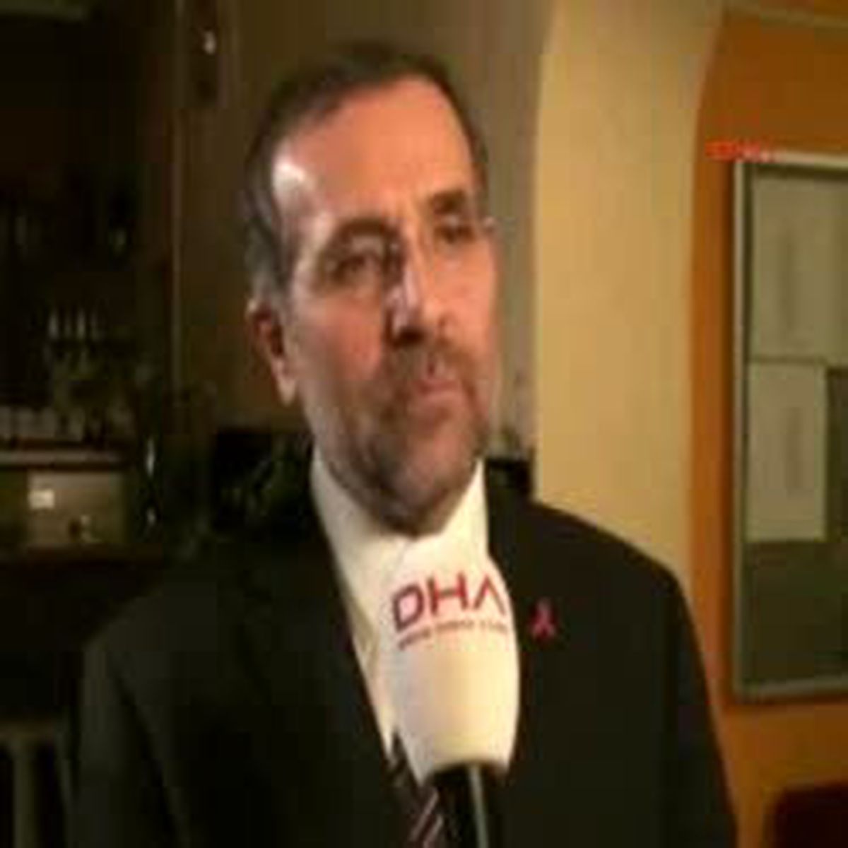 Arkadaş Tiyatrosu Zor Durumda