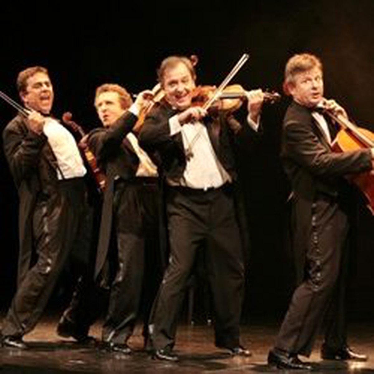Le Quatuor Çılgın Müzisyenleri İzlemek İsteyen?