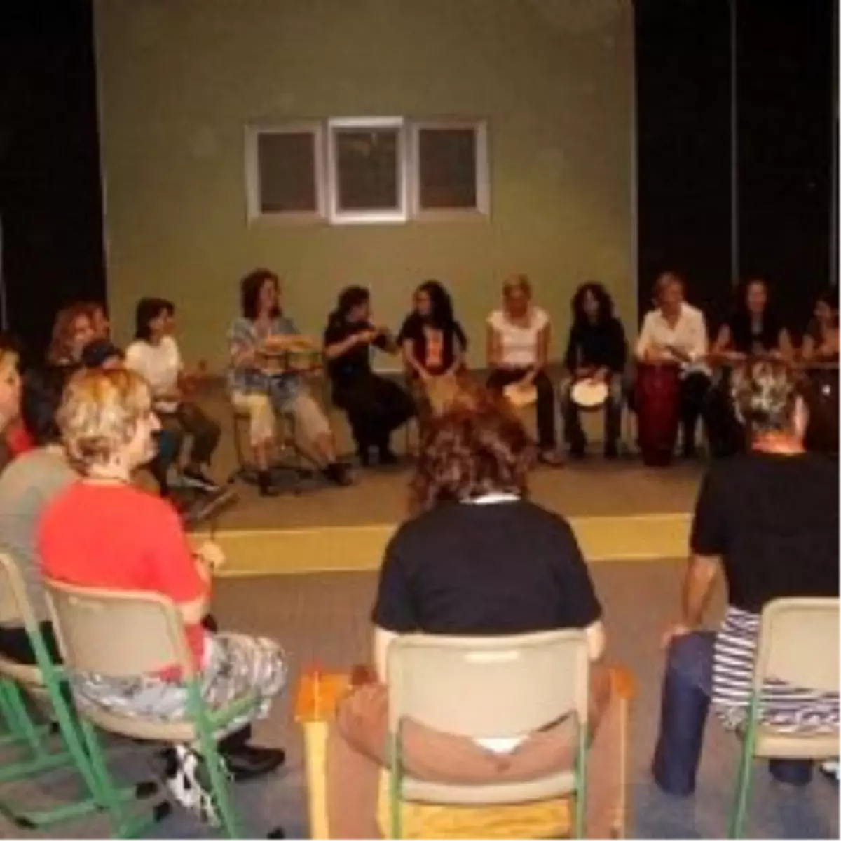 Aslan, Oz Büyücüsü\'nü Bu Kez Özel Alev Okulları’nda Aradı!