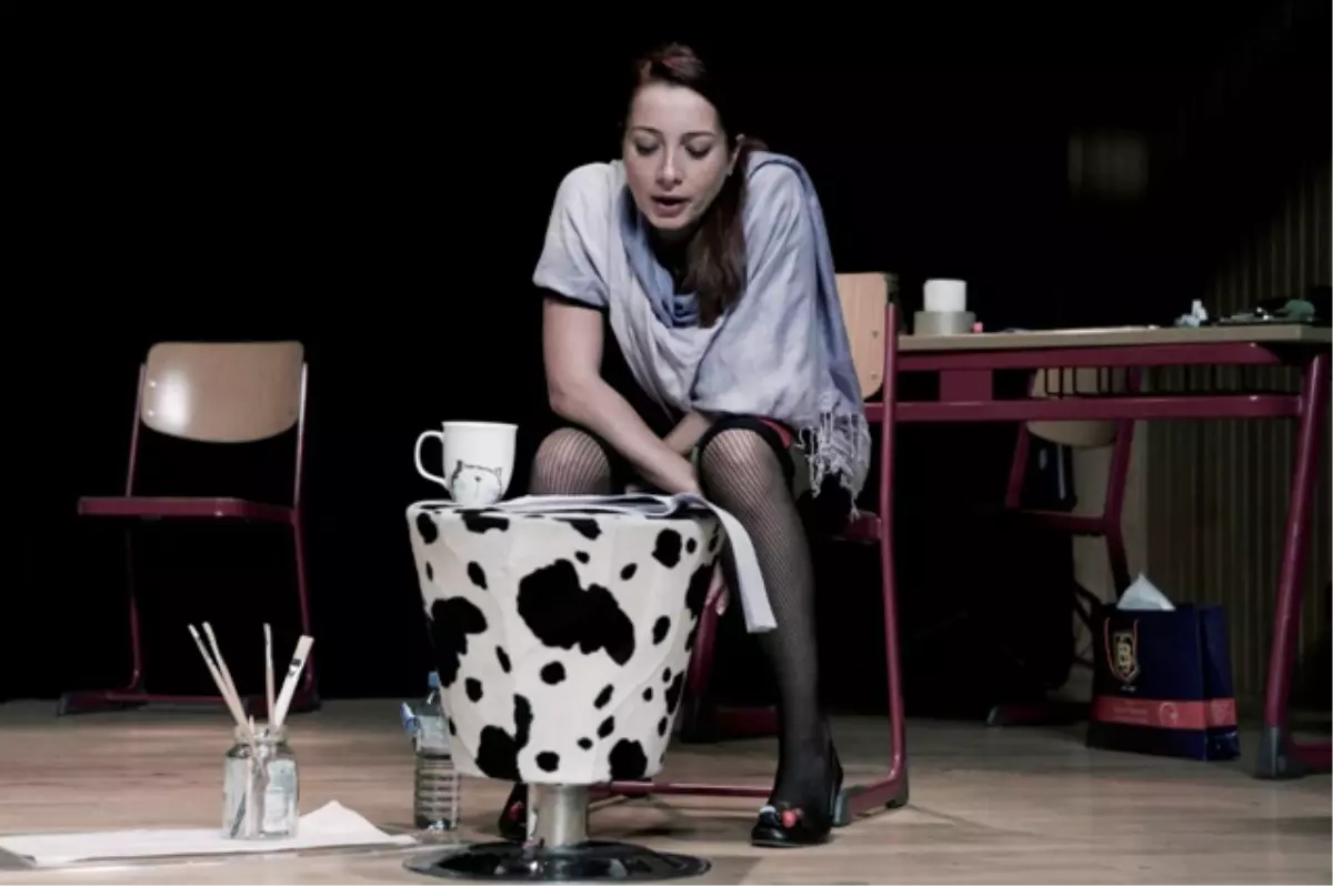 Cam Bu Oyun Kadına Dair Çok Şey Sorgulatacak!
