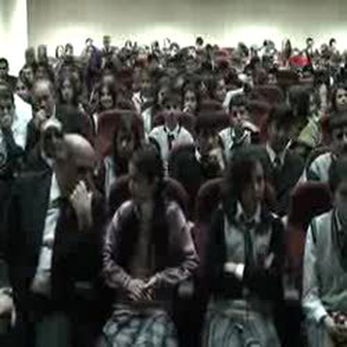 İşaret Diliyle İstiklal Marşı