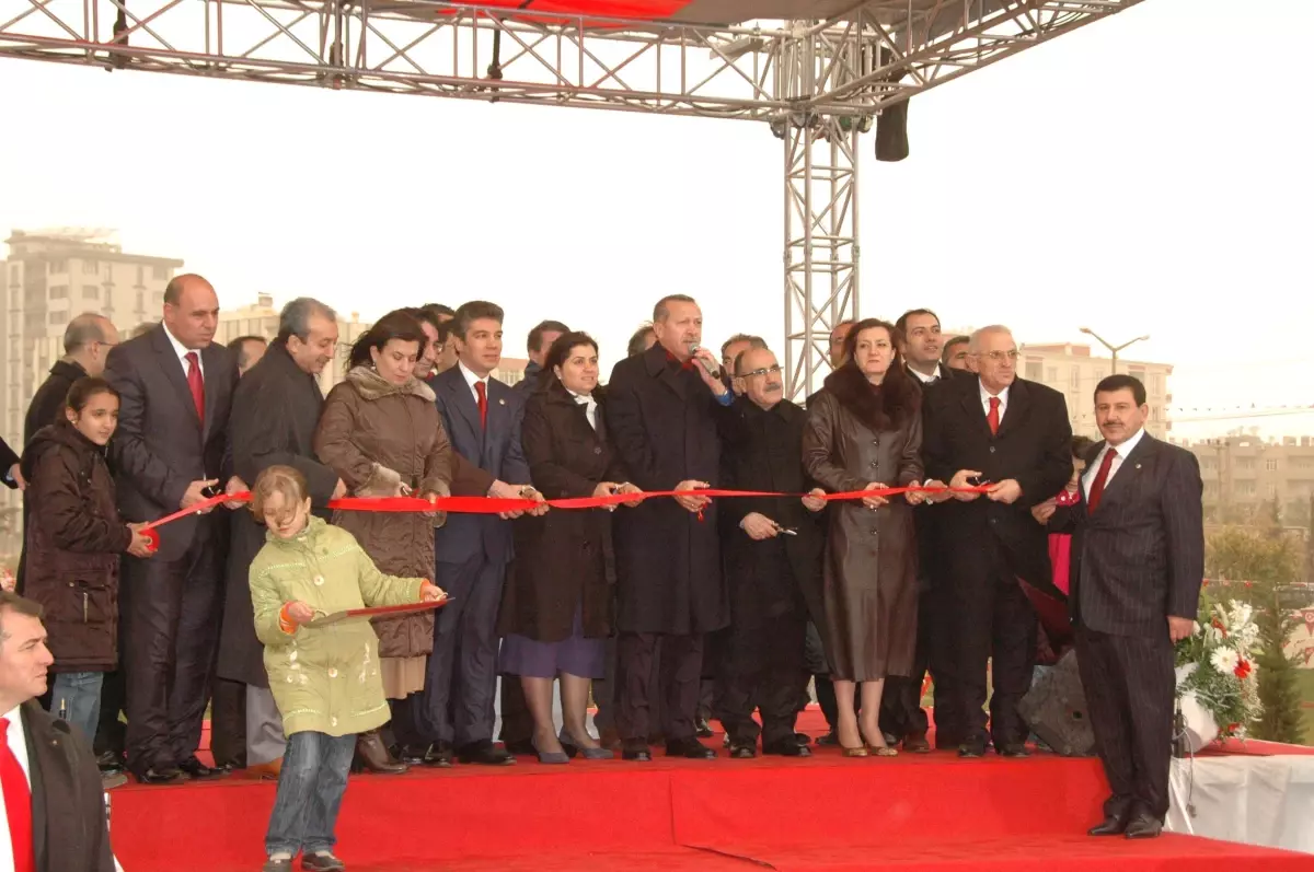 Yapımı Tamamlanan 8 Eserin Toplu Açılışını Başbakan Erdoğan Yaptı