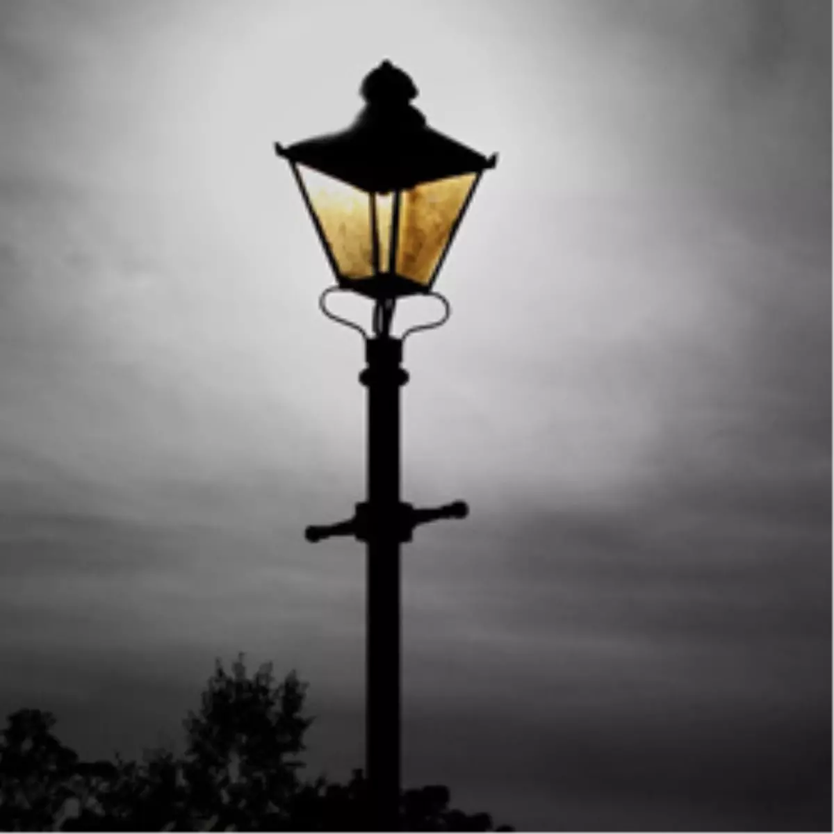 Sokak Lambalarında Tehlike