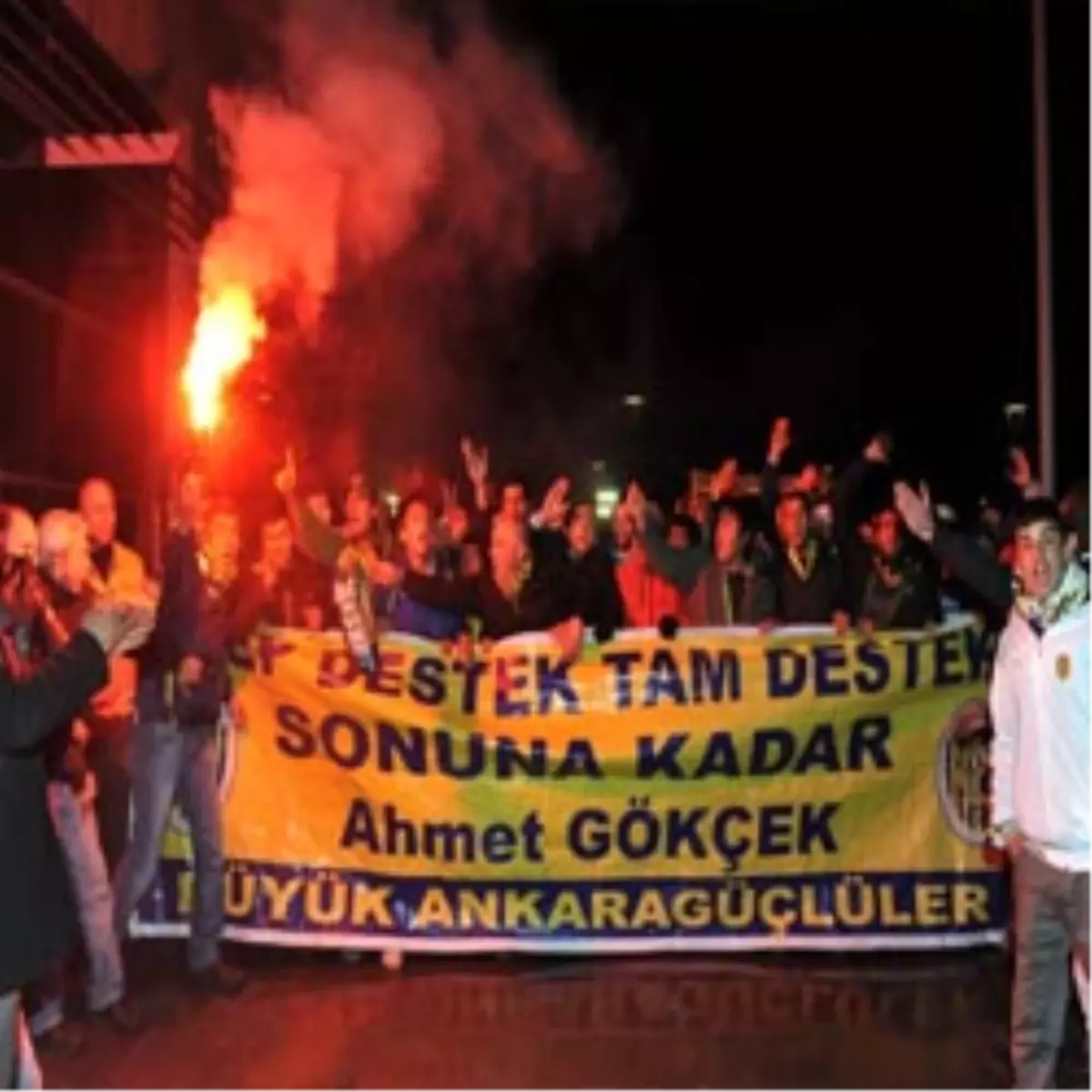 Ankaragücü Taraftarlarından Gökçek Yönetimine Destek