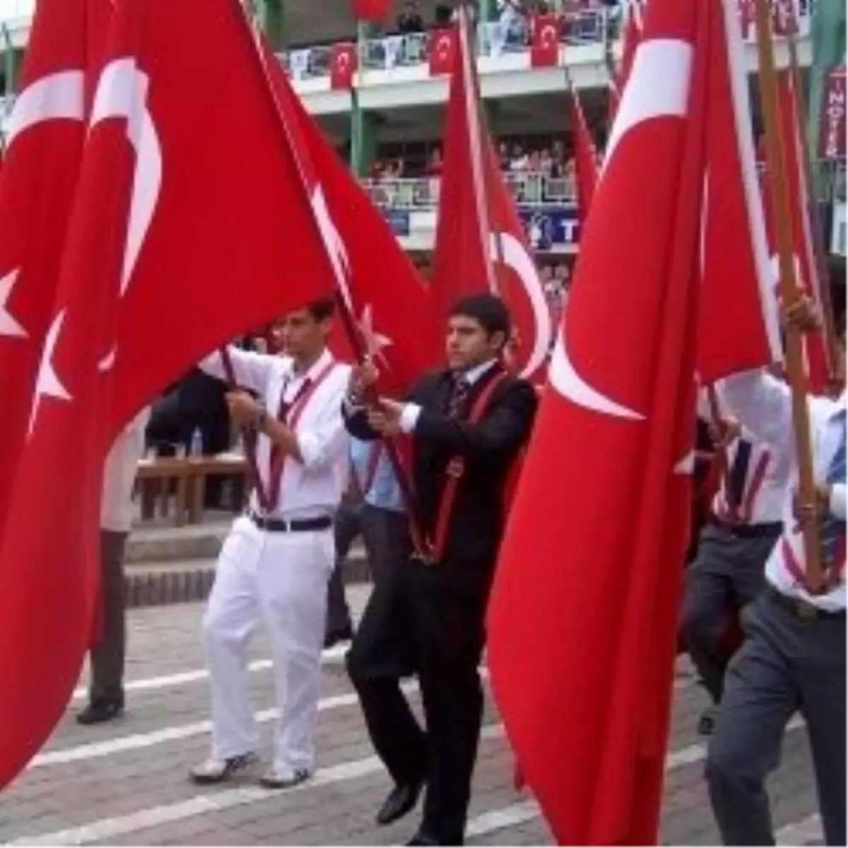 Belçika\'da Türkler Etkin Duruma Geliyor