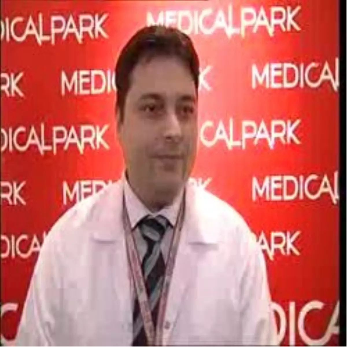 (Doktorların Açıklamasıyla) - Münir Özkul Yoğun Bakımda