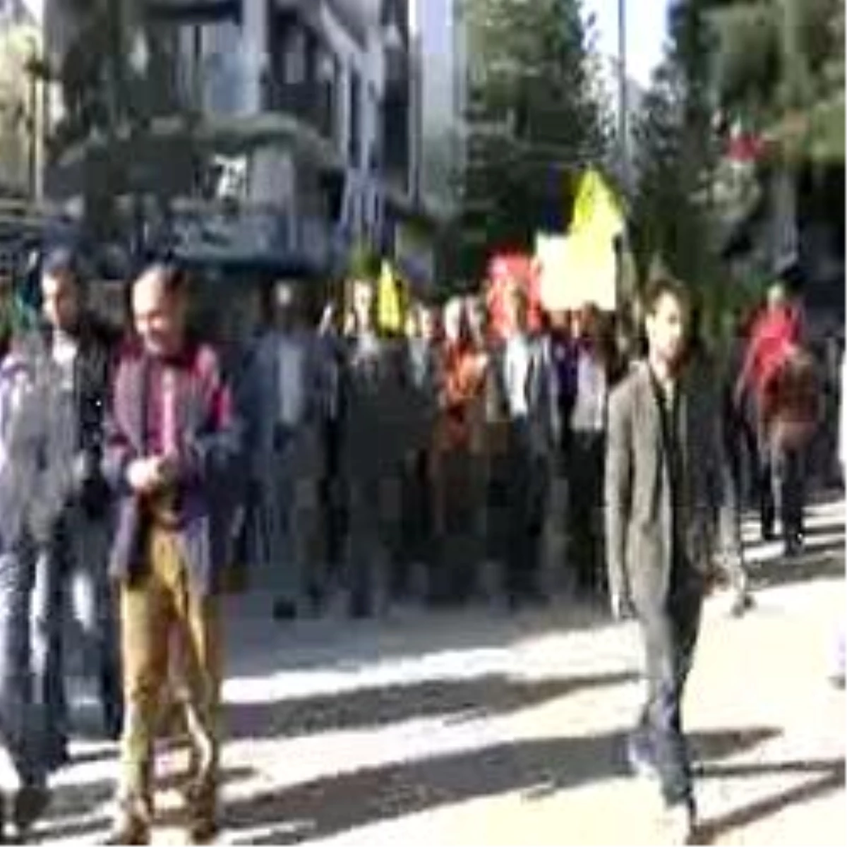 BDP Antalya\'dan \'Hayata Dönüş\' Protestosu