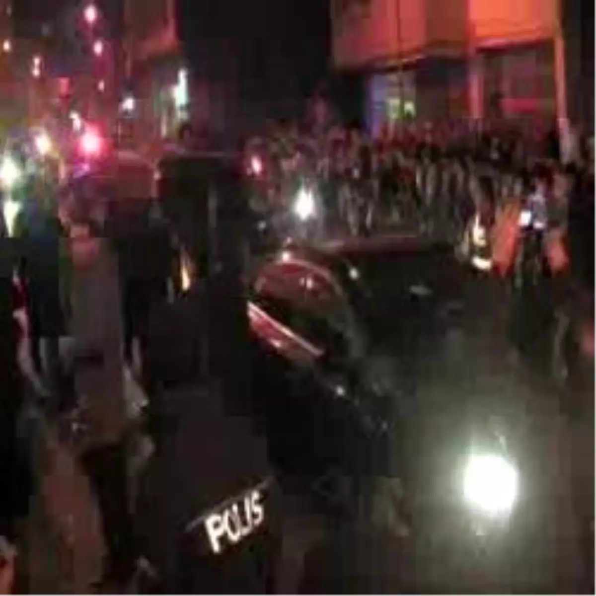 Erdoğan: \'Hizmetler Görmezlikten Geliniyor\'