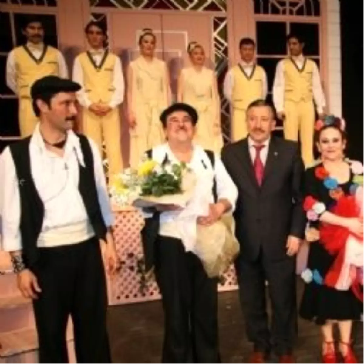 İbb Şehir Tiyatroları Haftaya 2 Yeni Oyunla Başlıyor