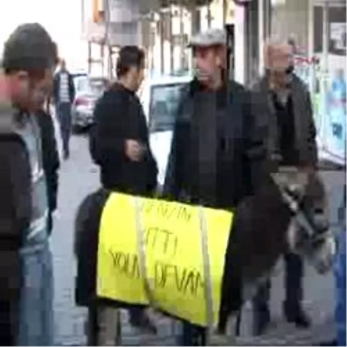 Tatvan'da Akaryakıt Zammına Eşekli Protesto