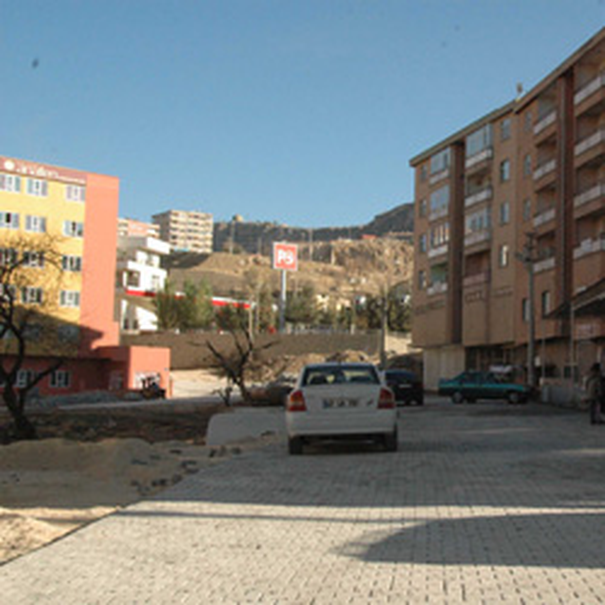 Mardin Belediyesi Çalışmalarına Devam Ediyor

