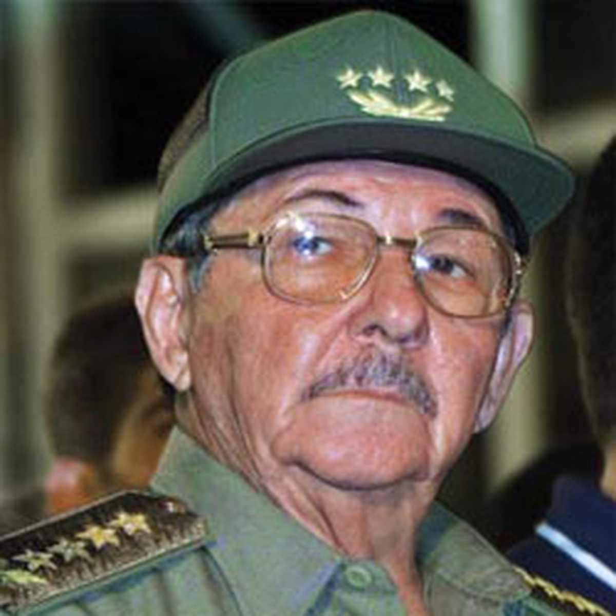Raul Castro'dan Halka Güvence
