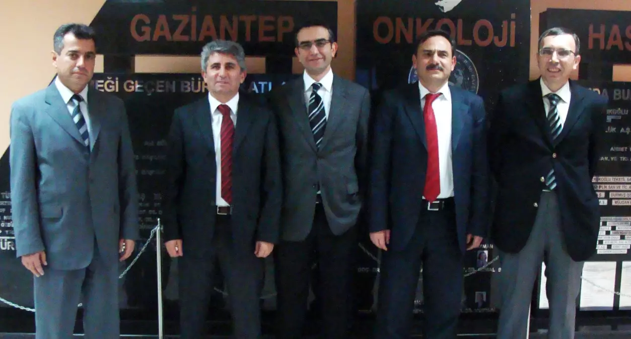 Bolu Abant İzzet Baysal Üniversitesi Rektöründen Onkoloji Hastanesi’ne Ziyaret
