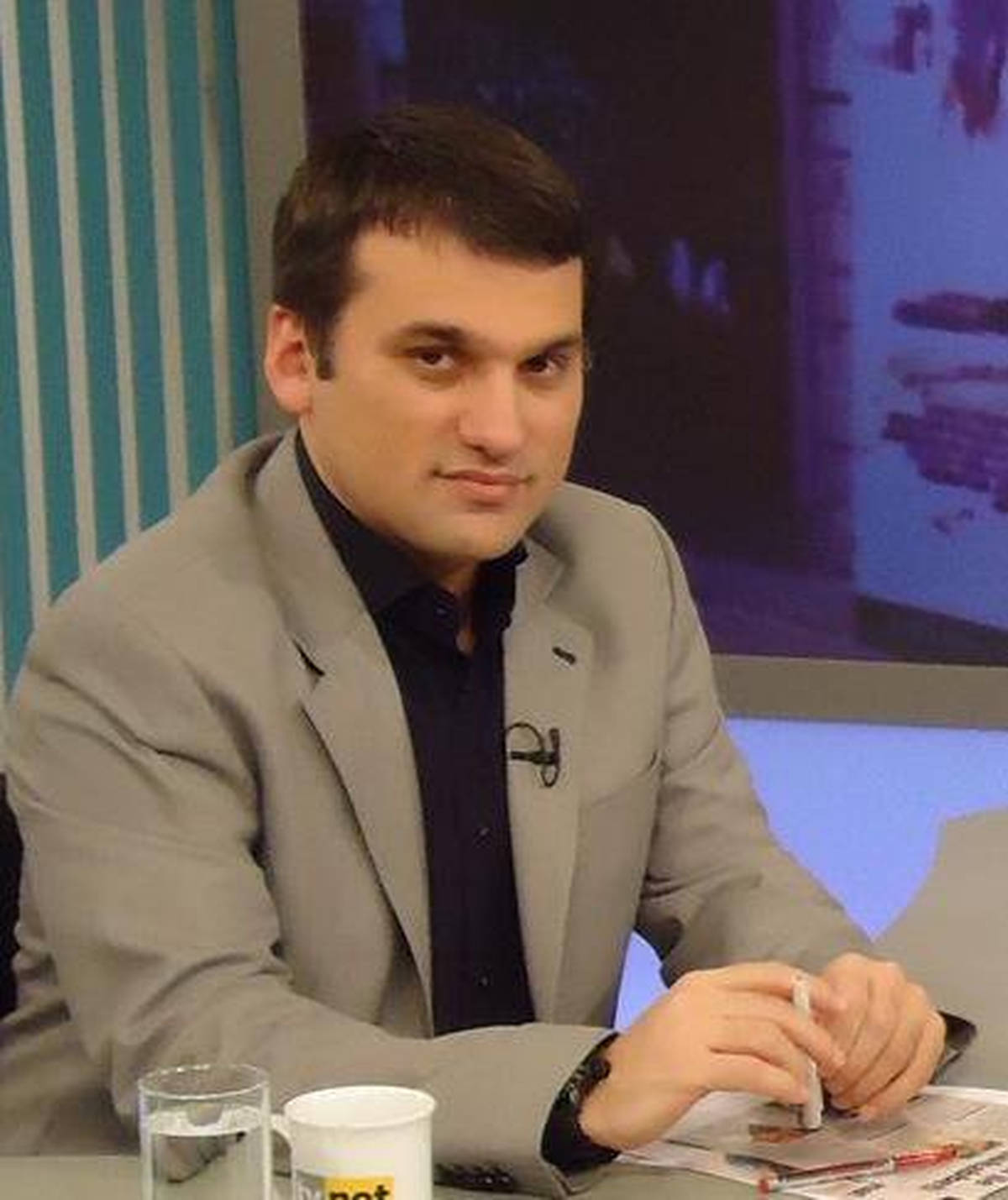 Darbe Peşinde Koşan Bir Nesi