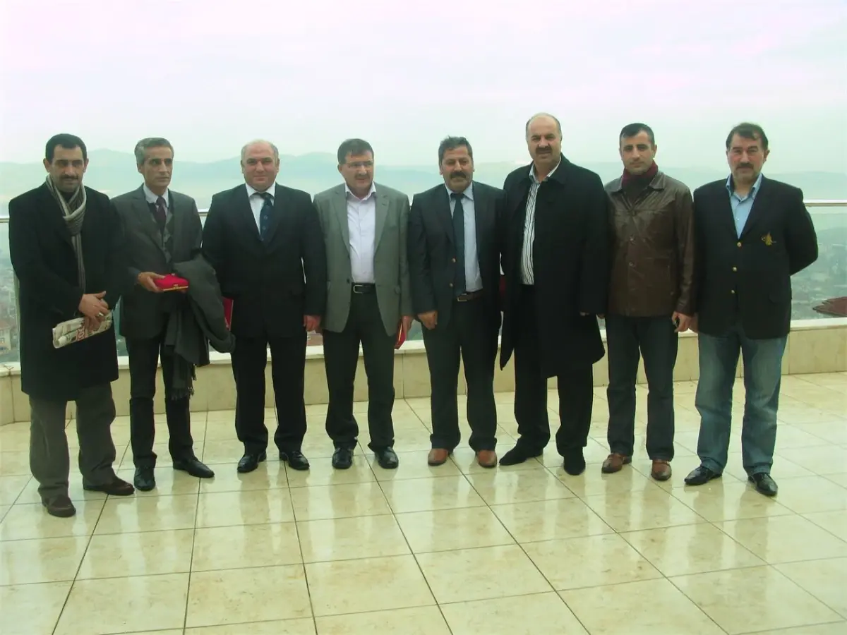 Dadaşlardan Sazlı Sözlü Kahvaltı