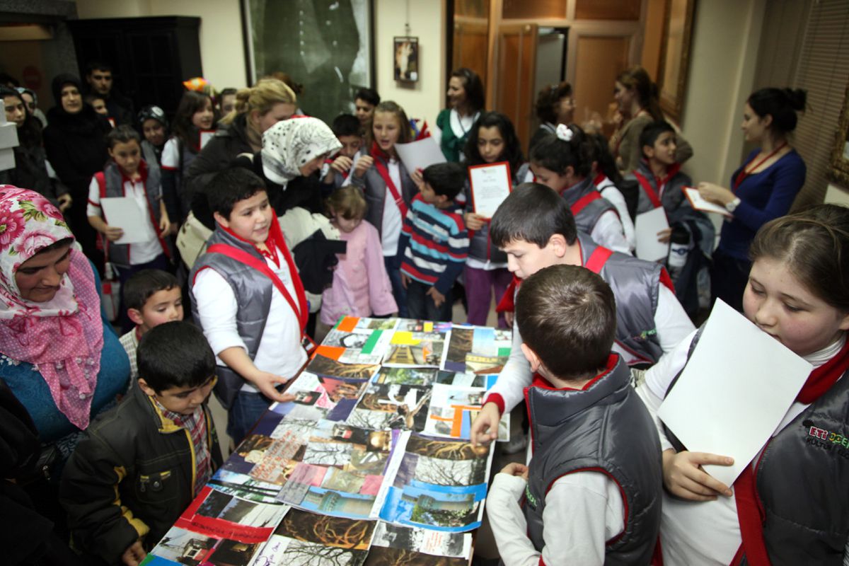 Kültür Elçilerinin Sertifika Sevinci