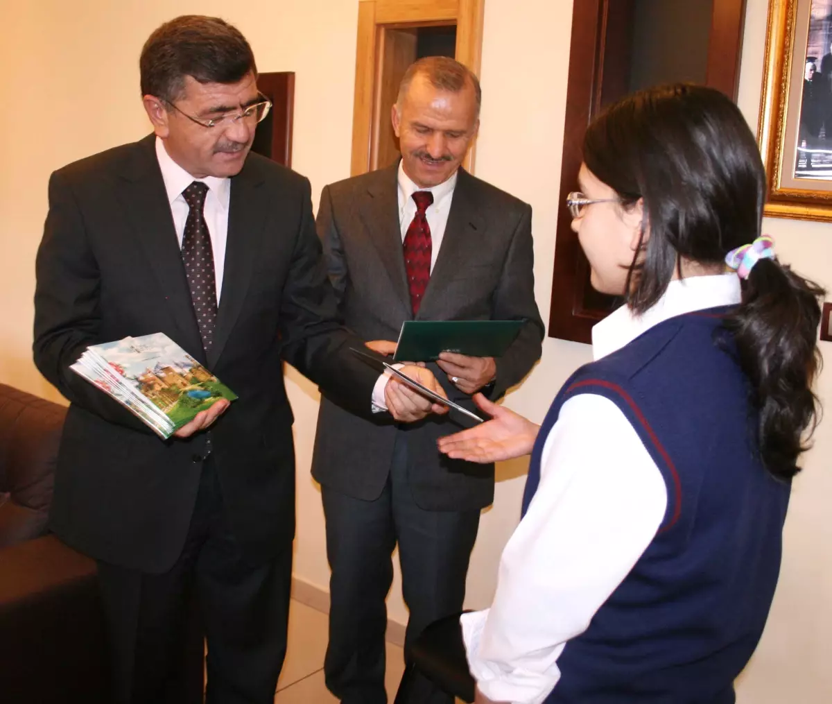 Okulun Kanalizasyon Sorunu Çözüldü