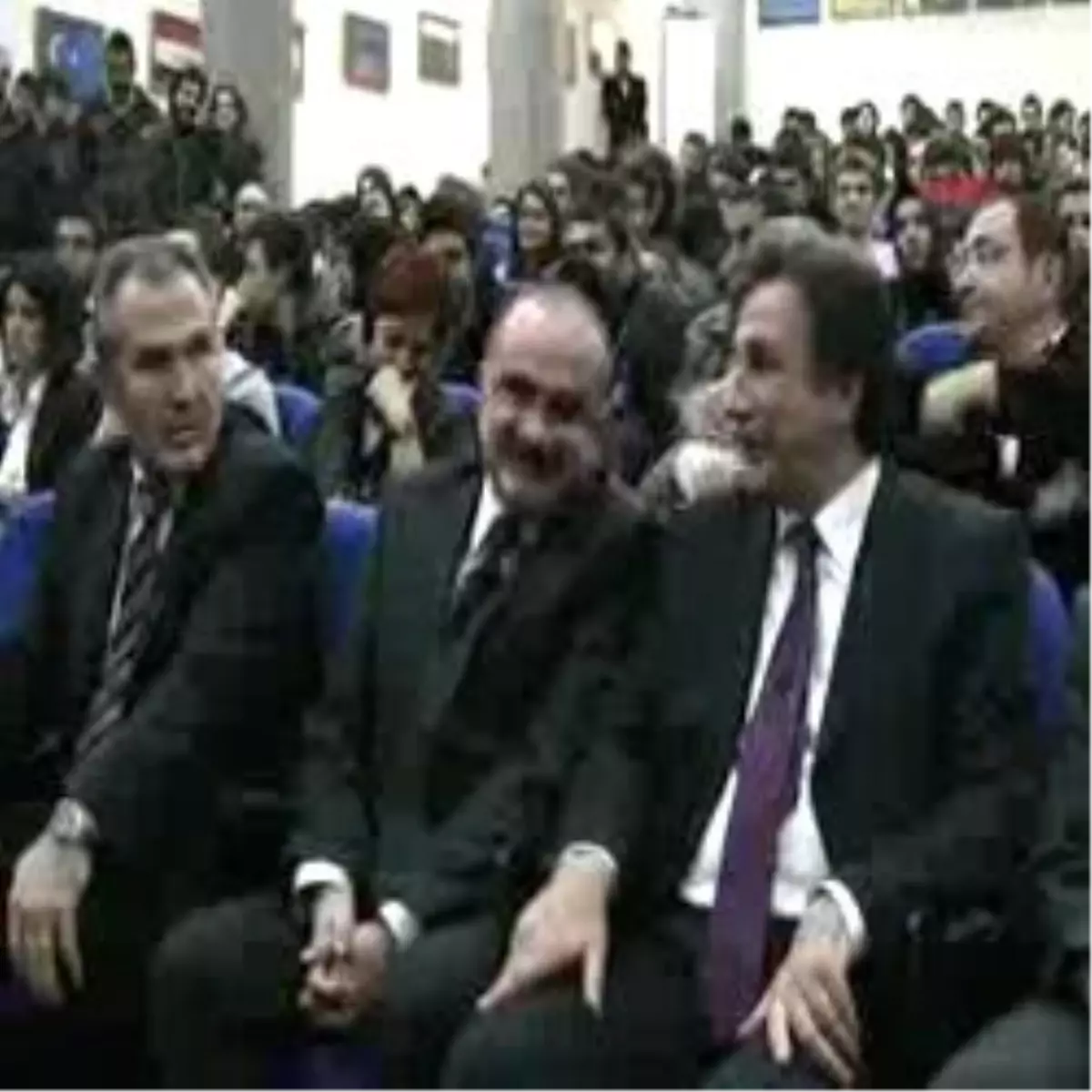 Ödüllü İletişimcilere Tören