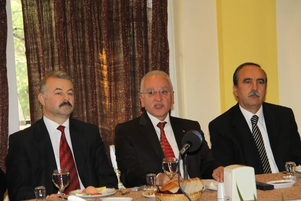 Başkan Akkaya Basın Toplantısı