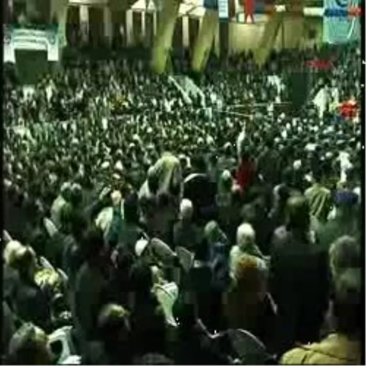 Adana - Adana\'da Alternatif Yılbaşı Gecesi
Mekke\'nin Fethi Ve Kuran Ziyafeti Gecesinde Sarıklı Çocuklar Kuran Okudu