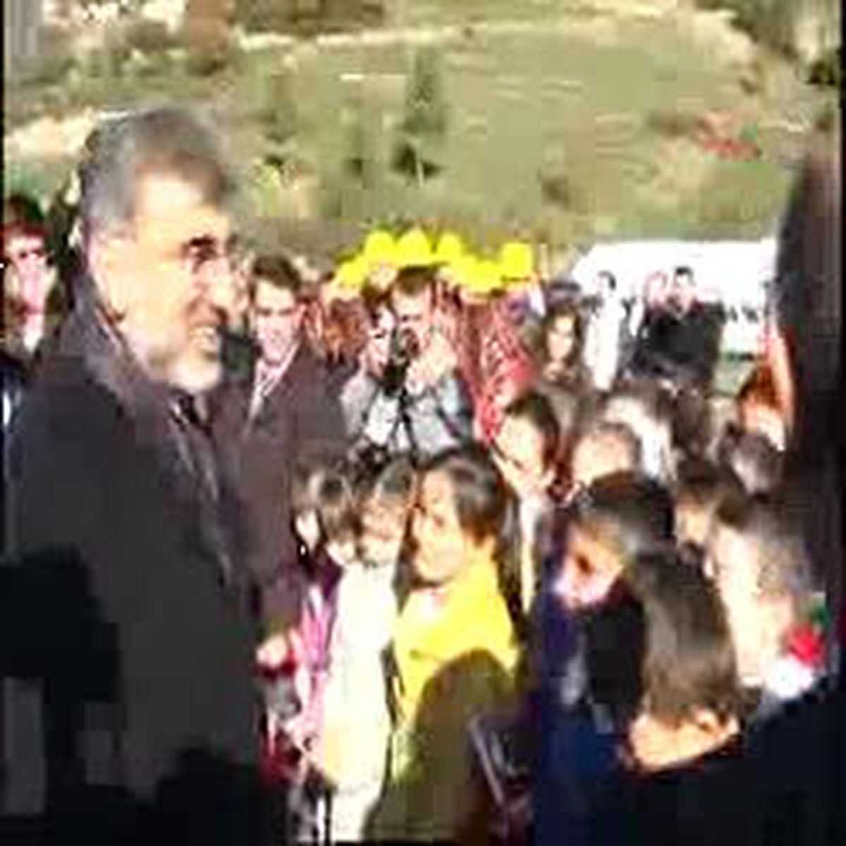 'İşsizliğin Nedeni, Çocuklarımızın Meslek Sahibi Olamaması'