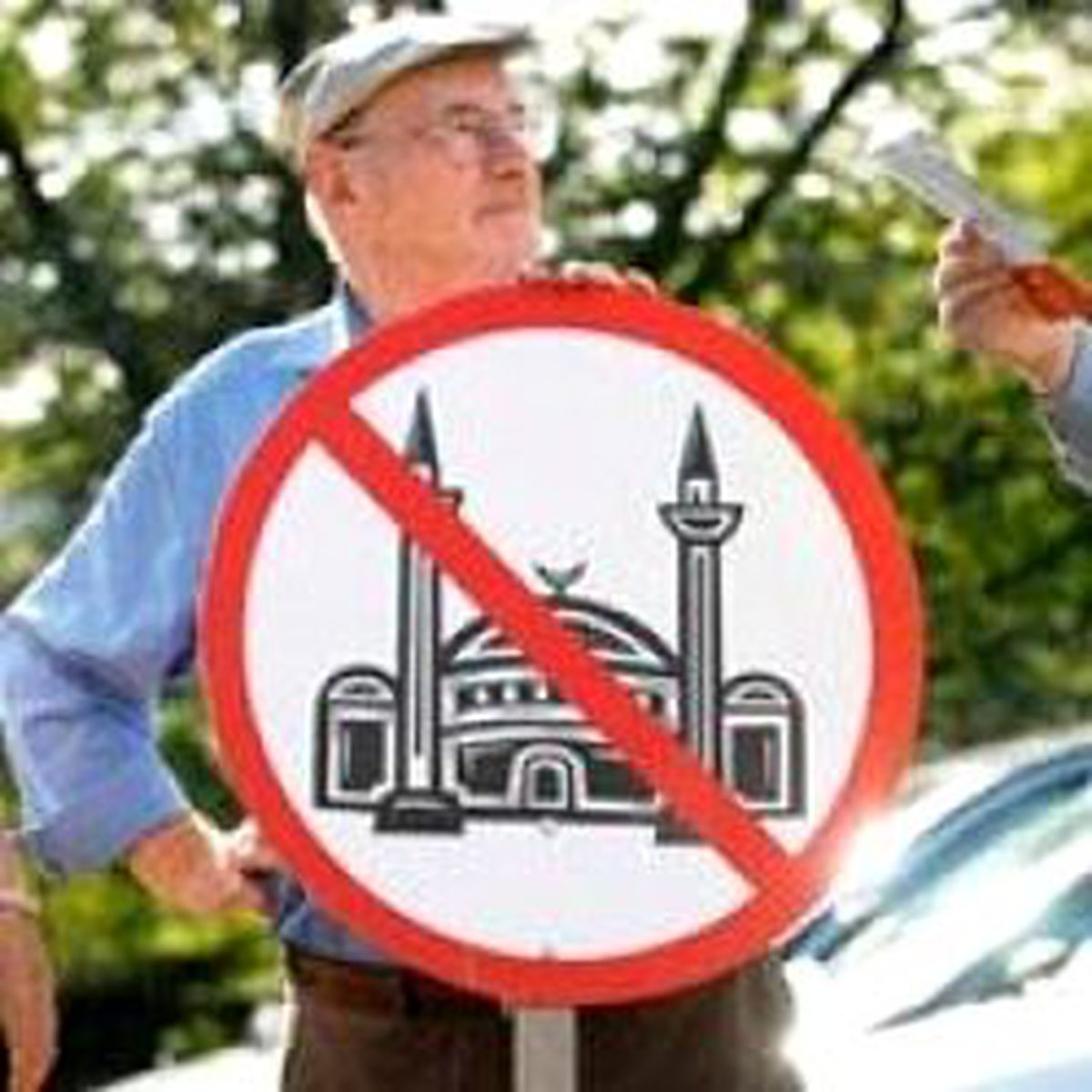 Hollanda'da Türk Camisine Saldırı