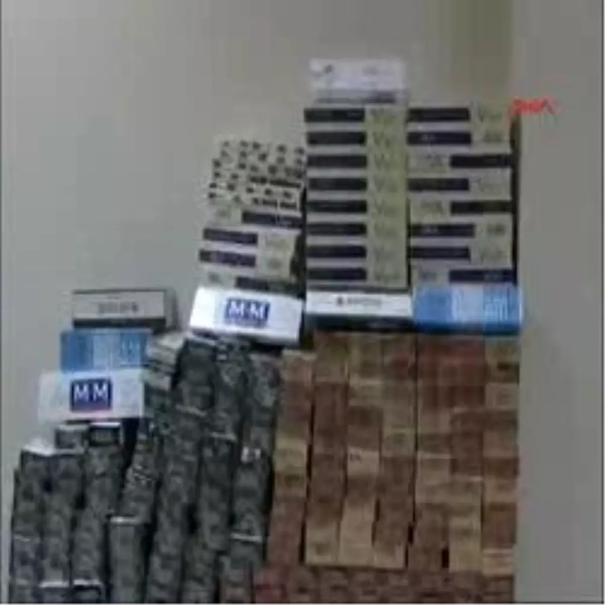 (Sancaktepe\'de Kaçak Sigara Operasyonu...