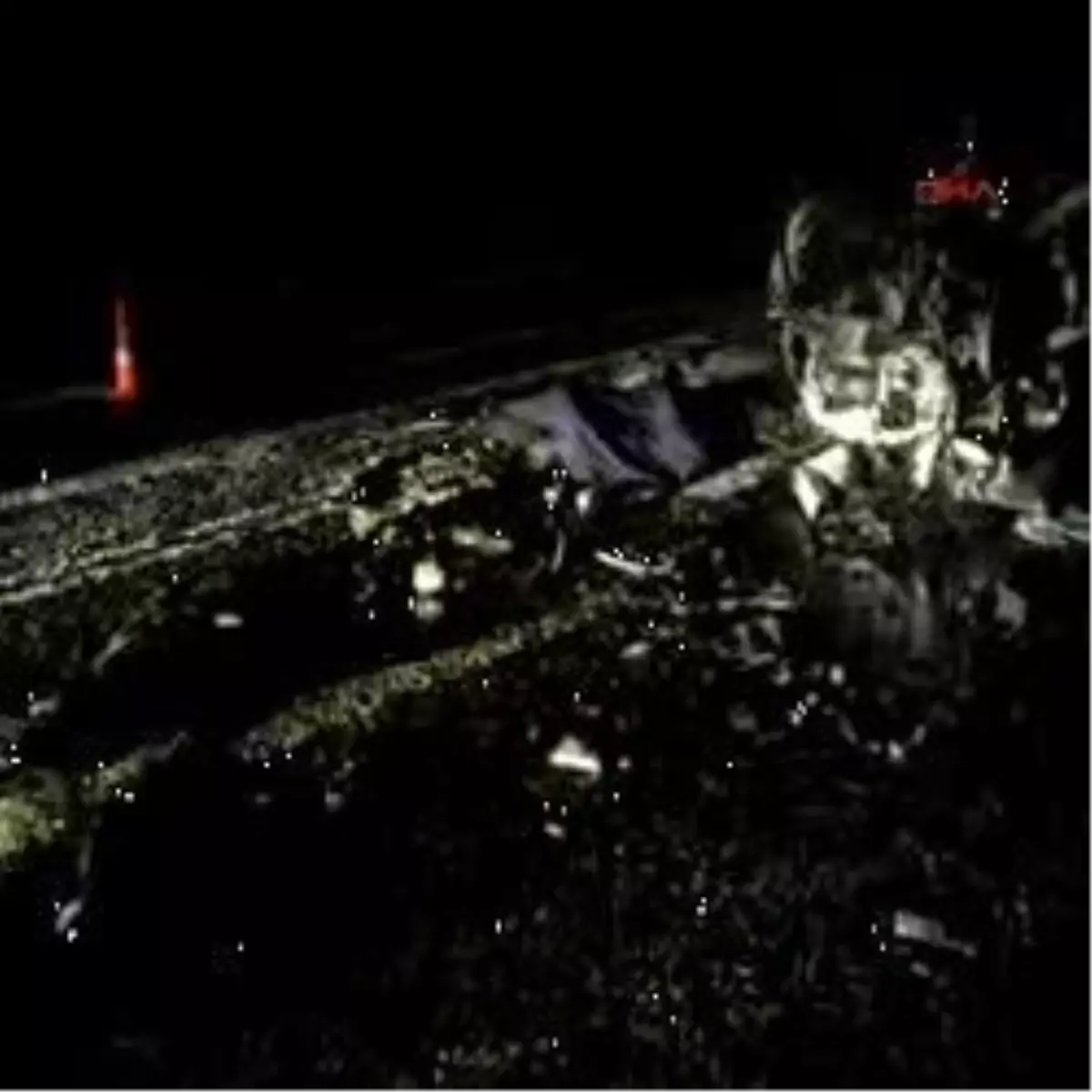 Niğde\'nin Bor İlçesinde Meydana Gelen Trafik Kazasında 7 Kişi Öldü