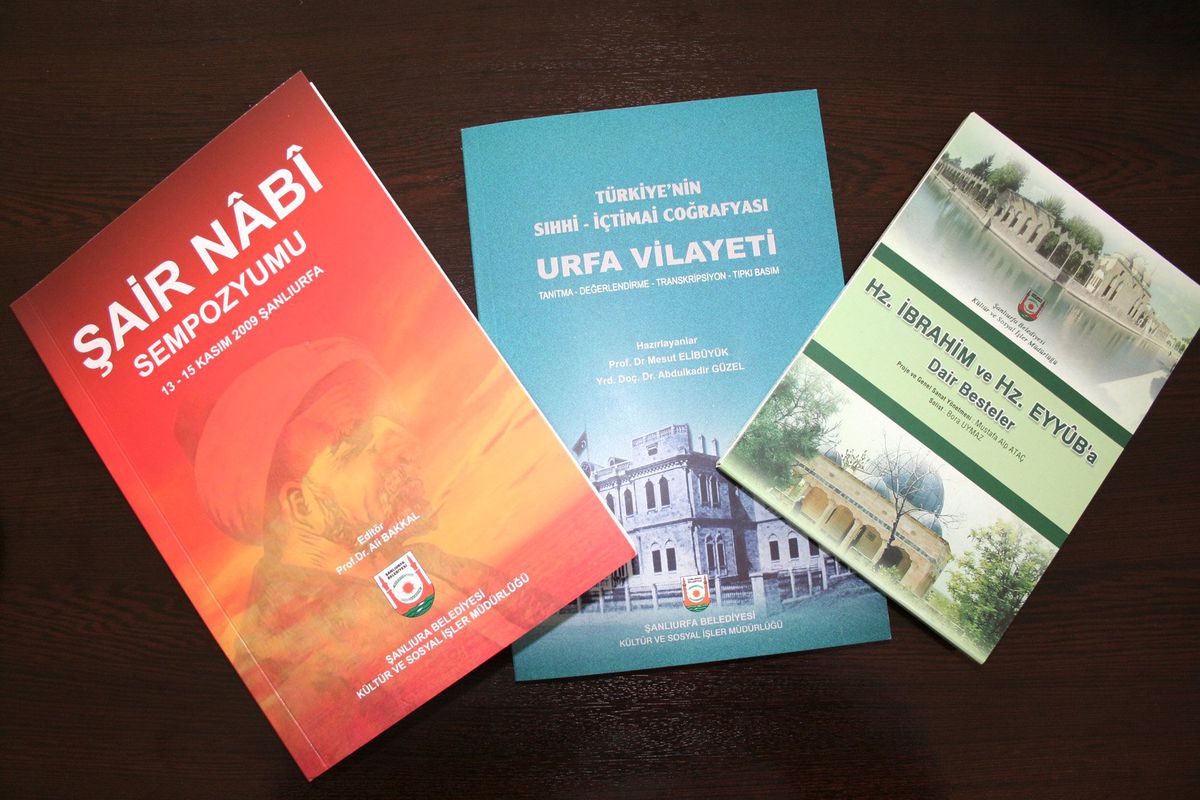 Urfa Belediyesi’nin Kültür Yayınları Dizisi Sürüyor