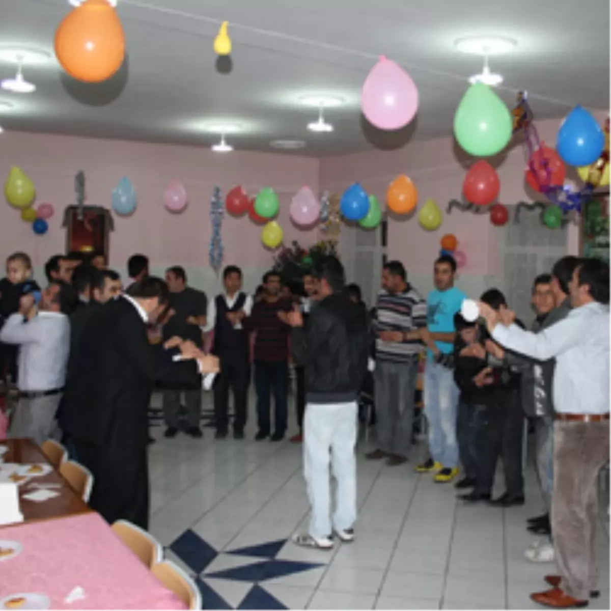 Yurt-Ay’dan Moral Gecesi

