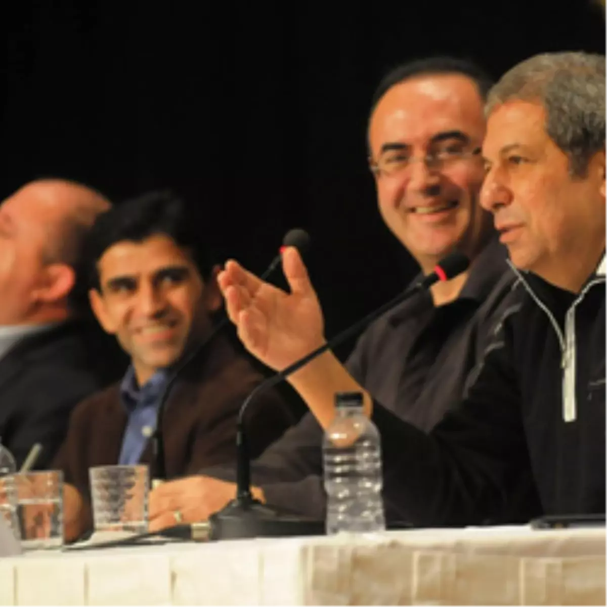 Ünlülerin İzmir Çıkarması Yarış Magazin\'de