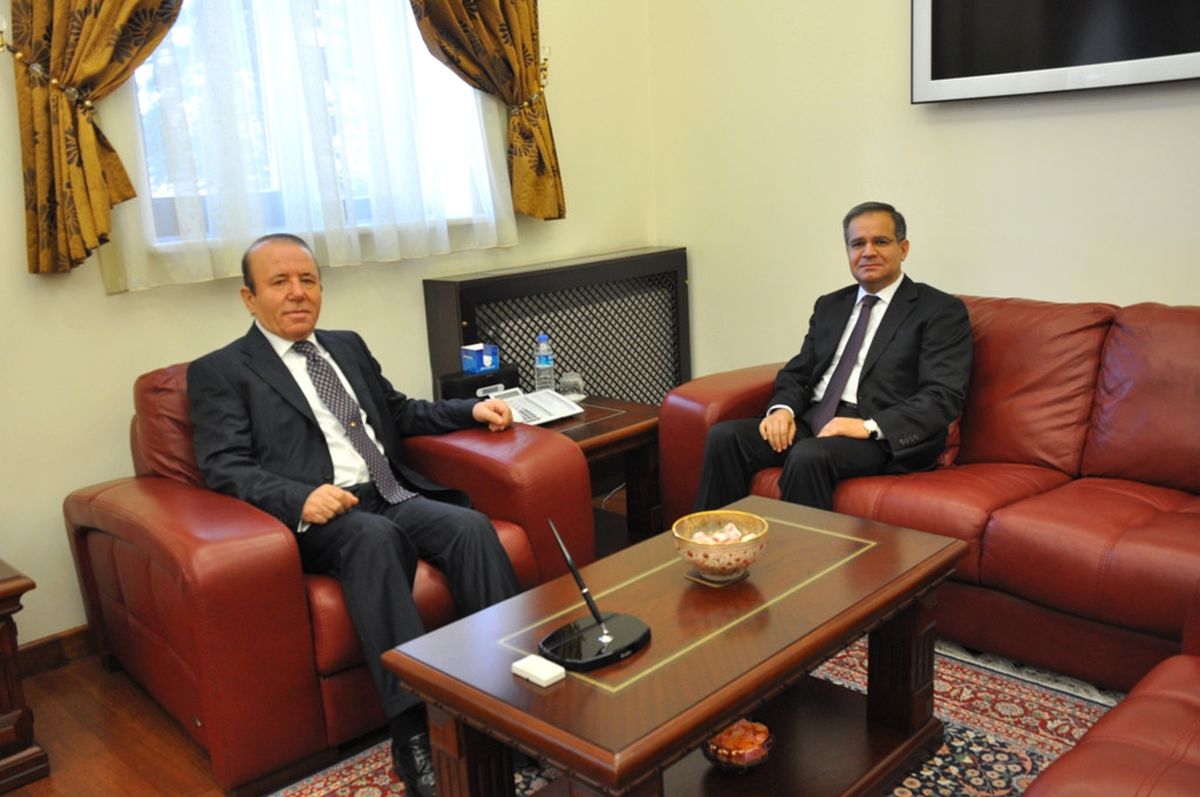 Burdur Valisi Süleyman Tapsız, Vali Oğuz’a Hayırlı Olsun Ziyaretinde Bulundu