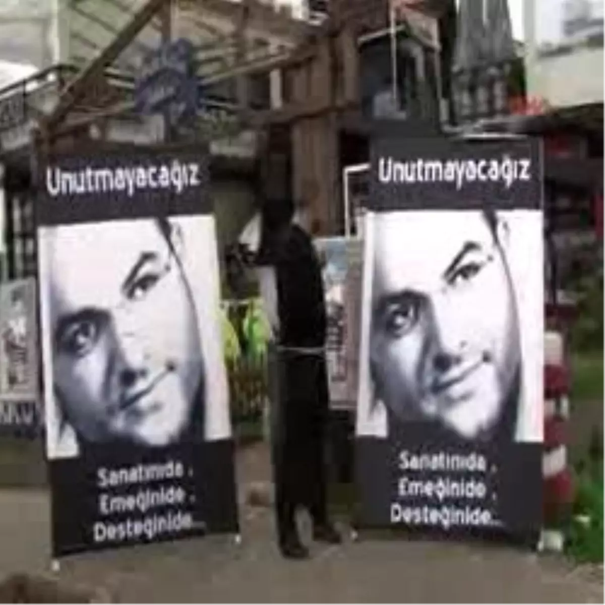 Türkü Evinde \'Kıvırcık Ali\' Yası