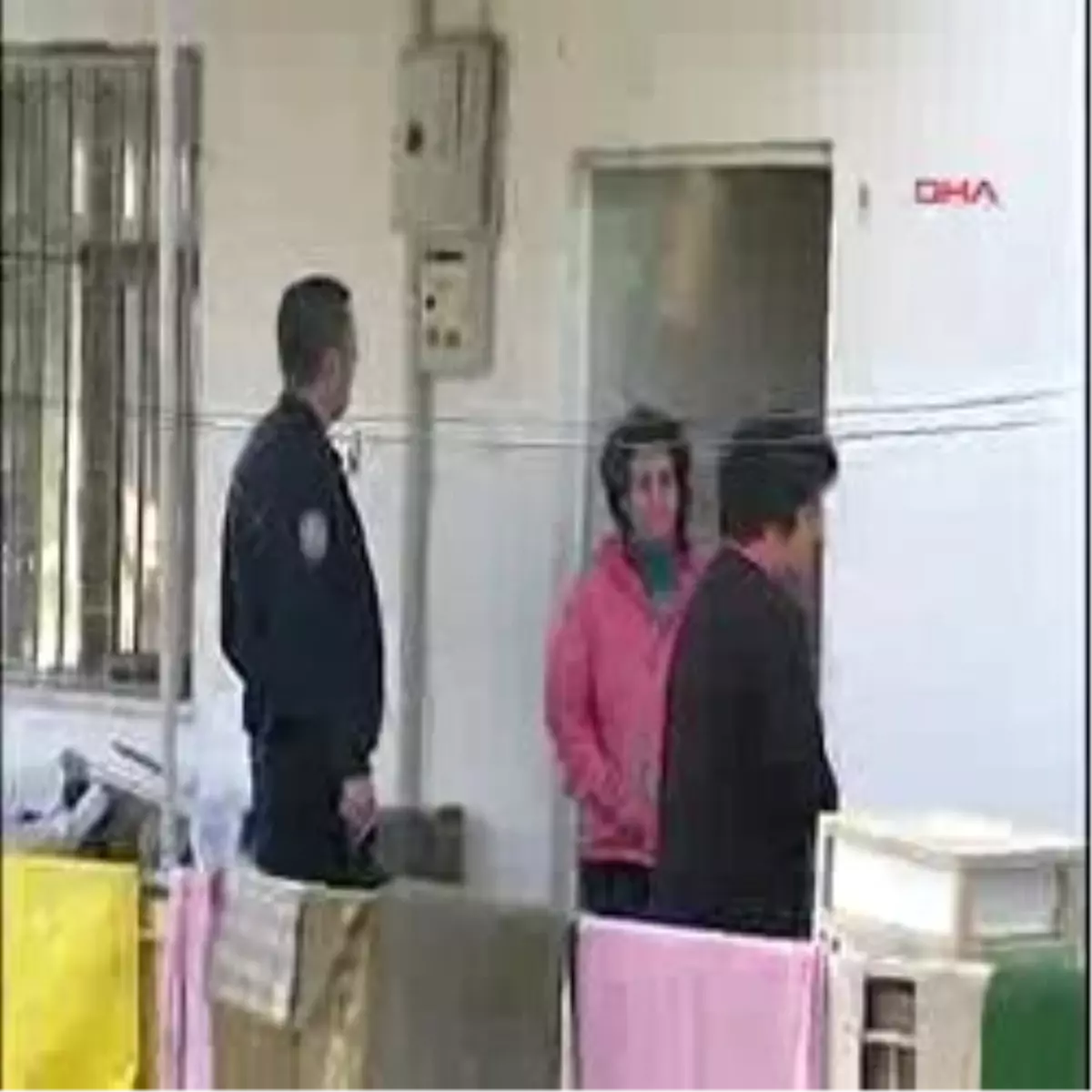 Üşüyünce Odasına Götürdüğü Kömür Kovasından Sızan Gaz Öldürdü