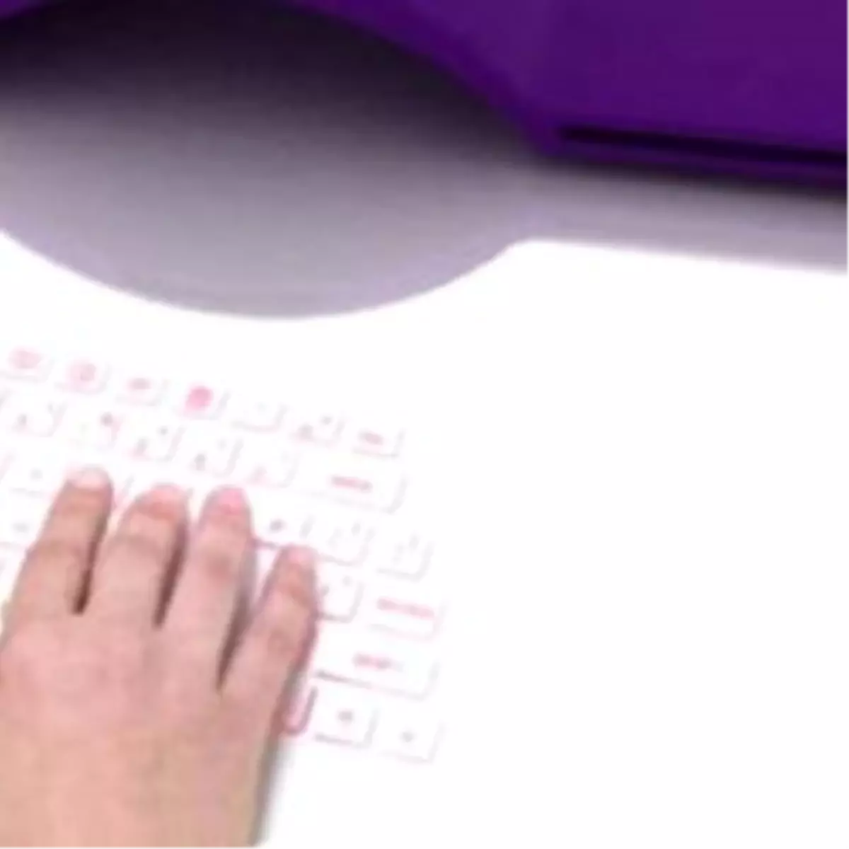 Mitroviça\'da Türkçe Eğitim Gören Öğrencilere Bilgisayar Desteği 