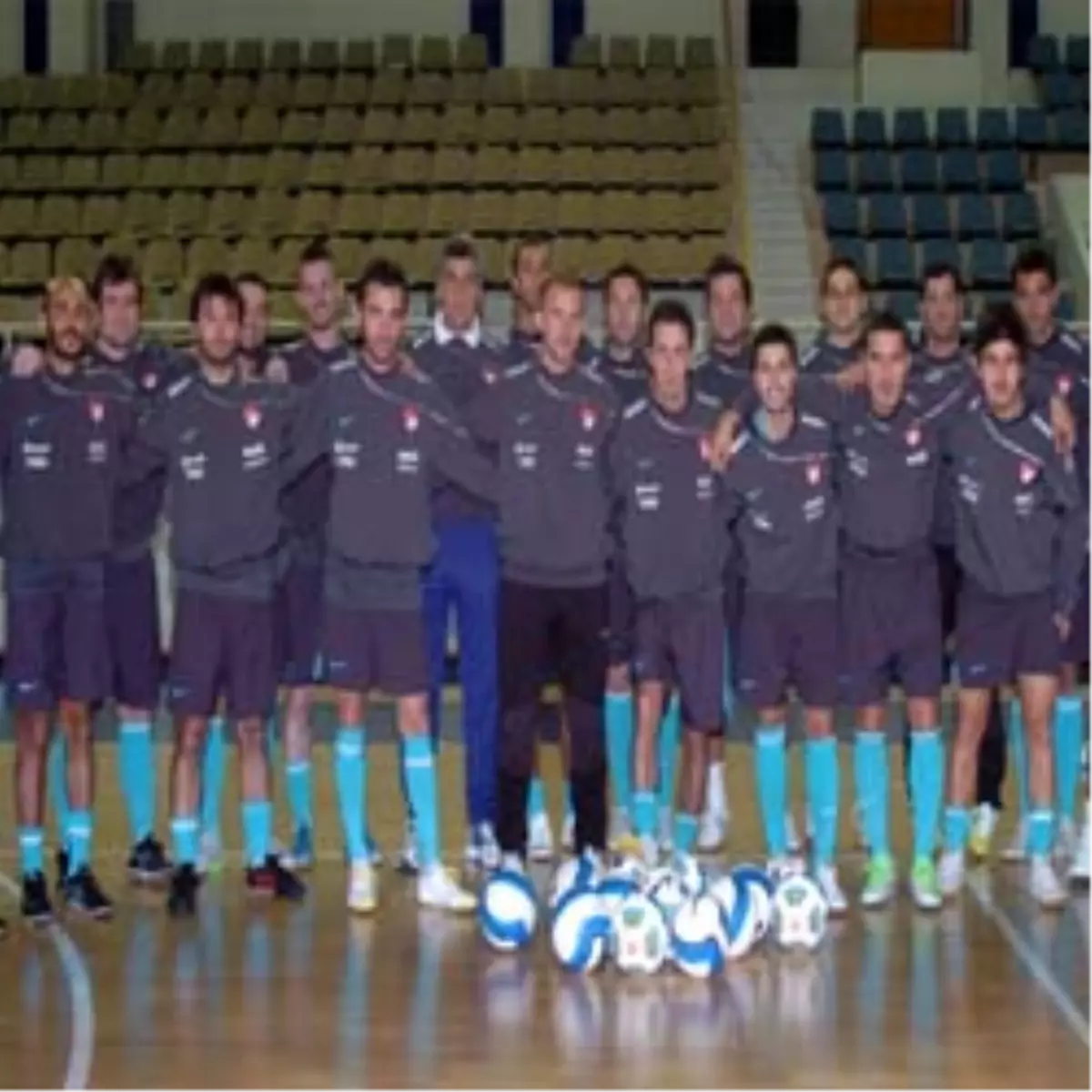 Futsal Milli Takımı, Yarın İzmir\'de Karadağ İle Karşılaşacak