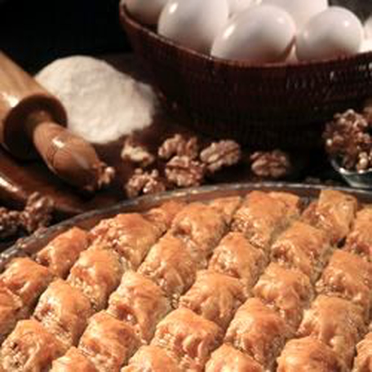 Londra'da 'Türk Baklavası' 'Yunan Geleneksel Tatlısı' Diye Satılıyor