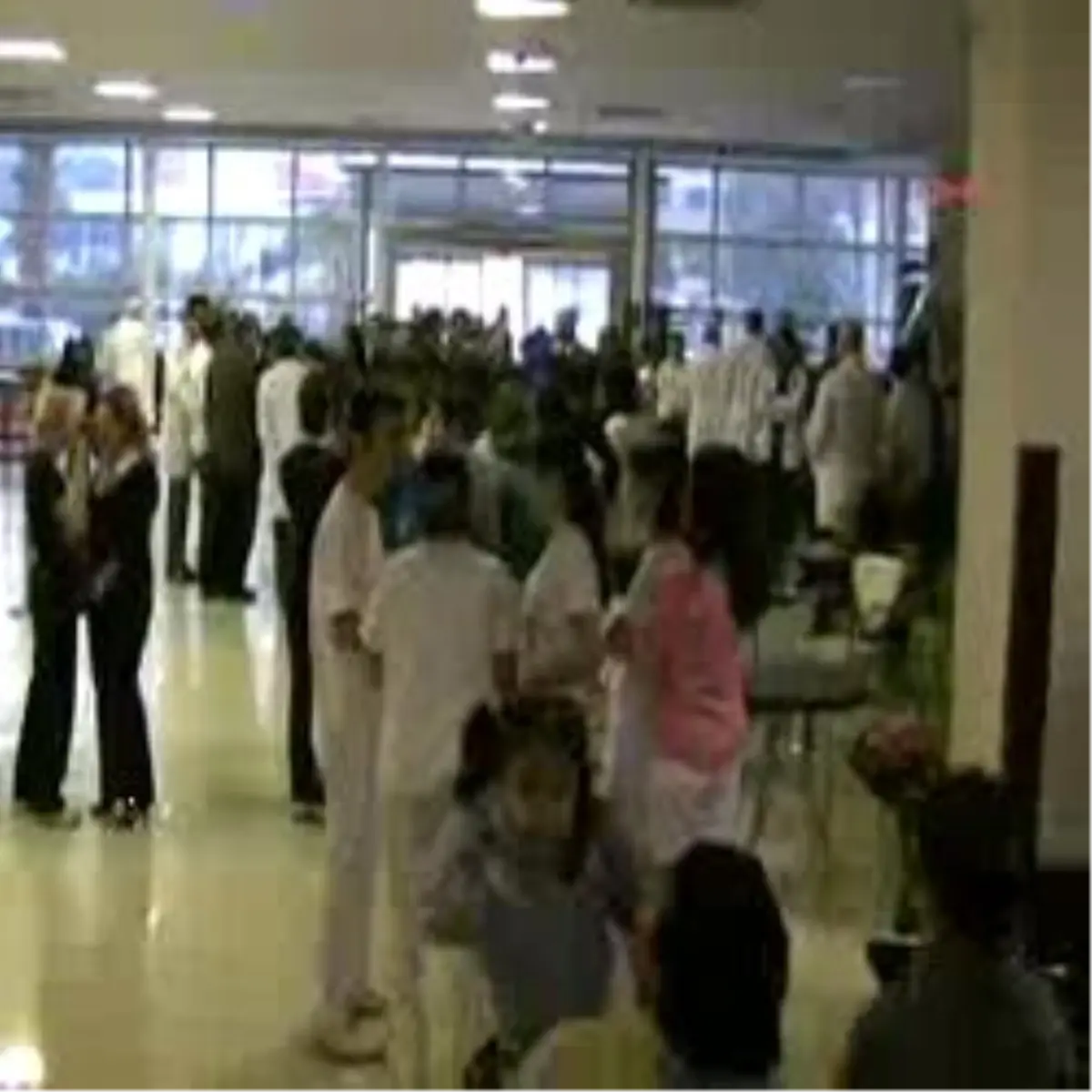 Doktora Darp Kınandı