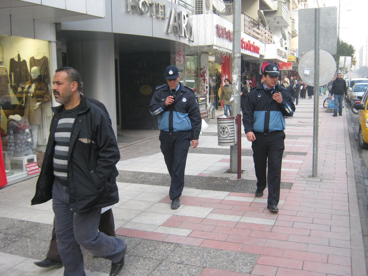 Kaldırım İşgaline Sıfır Tolerans