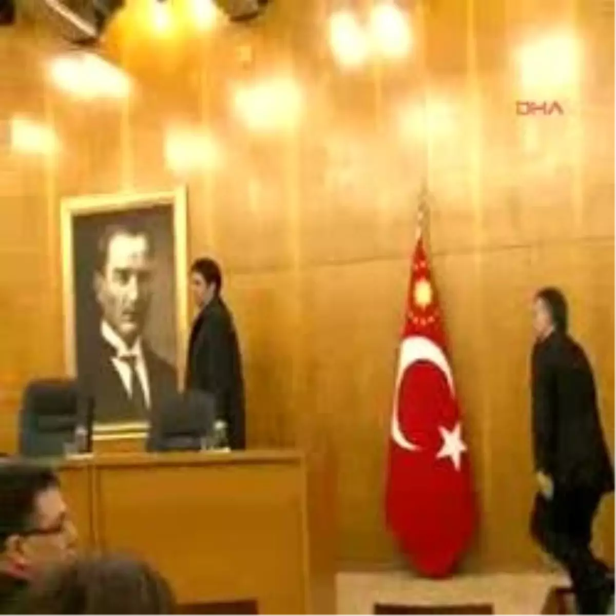 Cumhurbaşkanı Gül\'den Siyasilere Üslup Eleştirisi