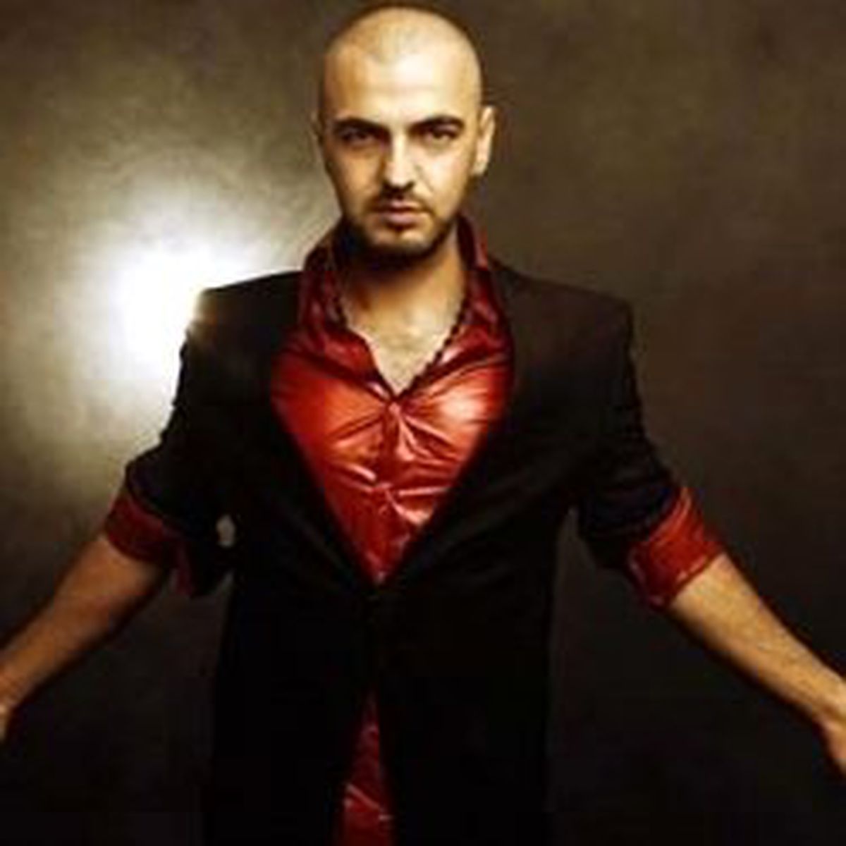 
Soner Sarıkabadayı 2011'e Hızlı Girdi !


