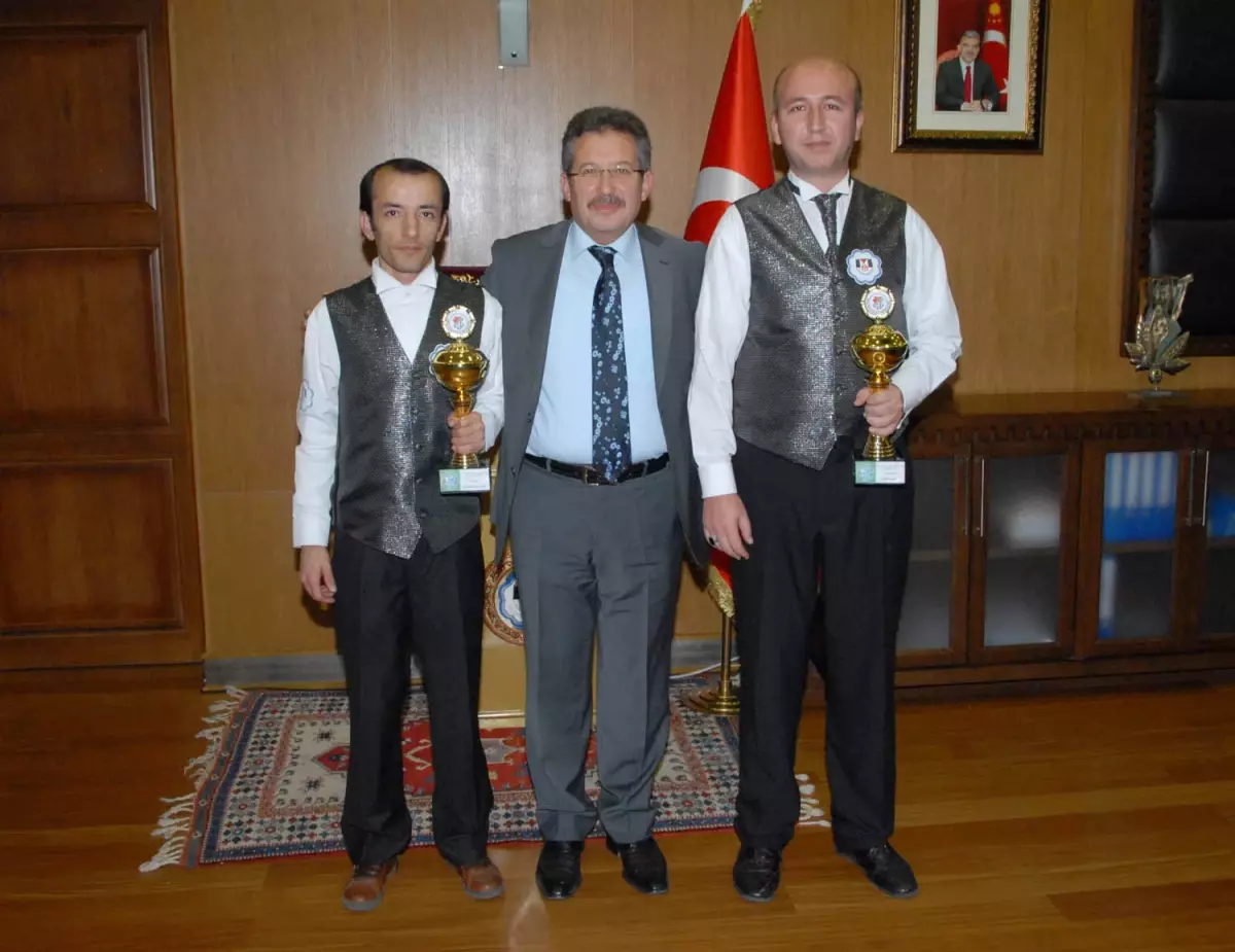 Belediye Bilardoda Da Rüştünü İspatladı