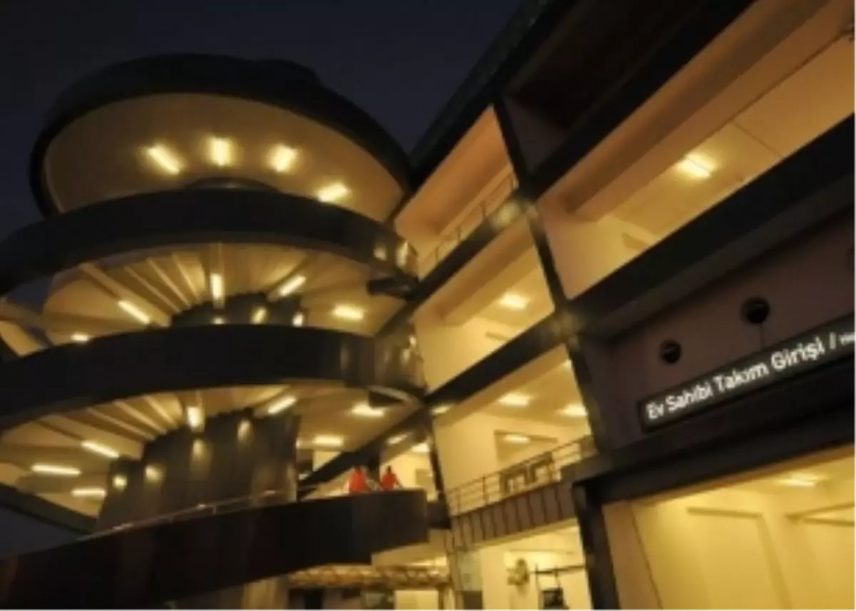 Final Hangi Statta Oynanacak?