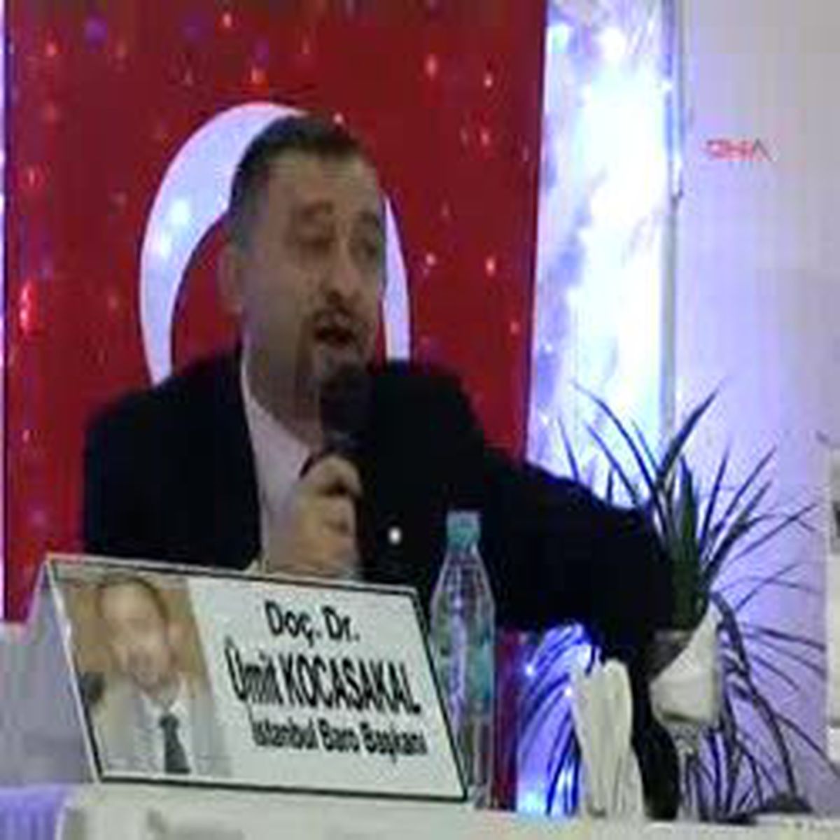 Doç.Dr.Kocasakal: 'Darbeyi Poliste Yapar'