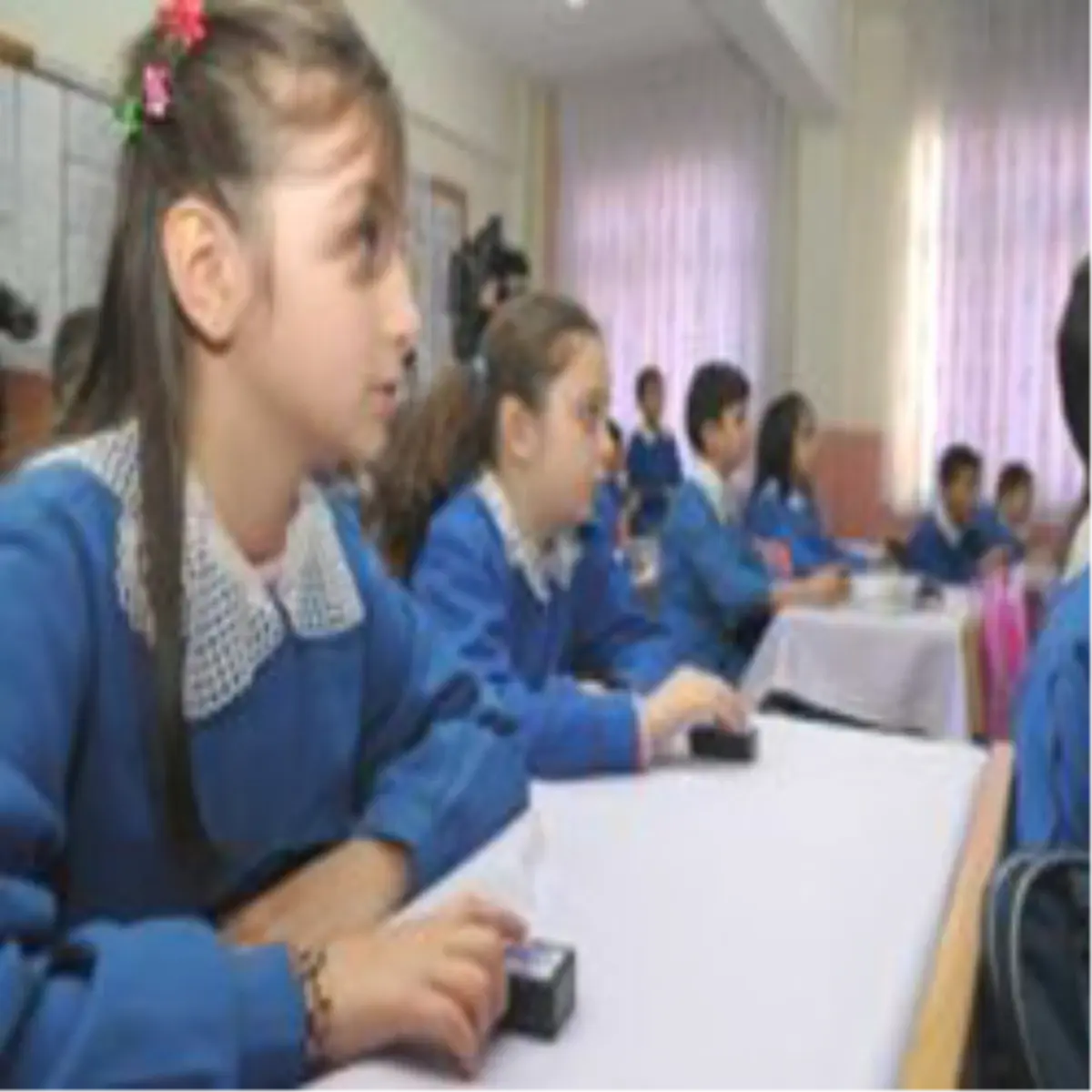 Artık Parmak Kaldırmak Yok