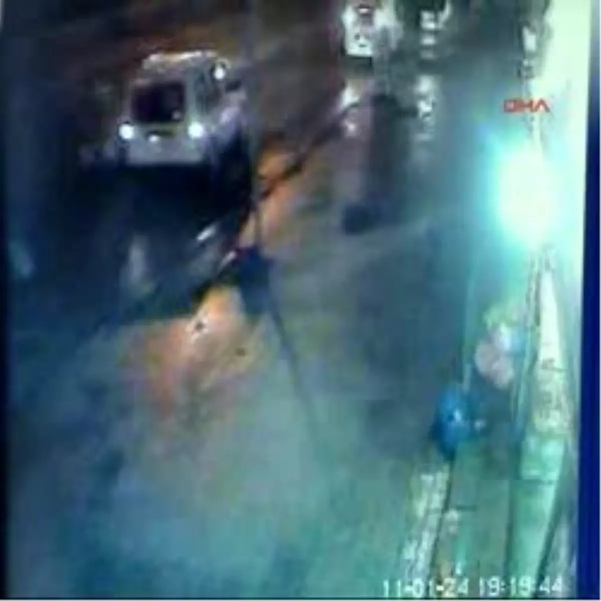 Sürücü Metrelerce Böyle Sürüklendi