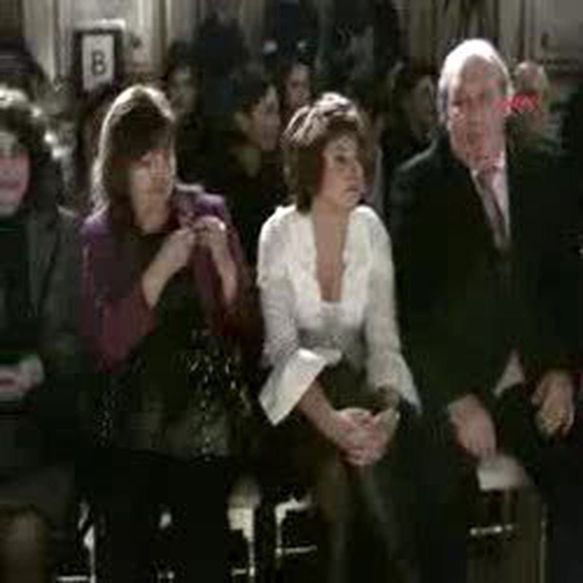 Paris'te Dilek Hanif Rüzgarı