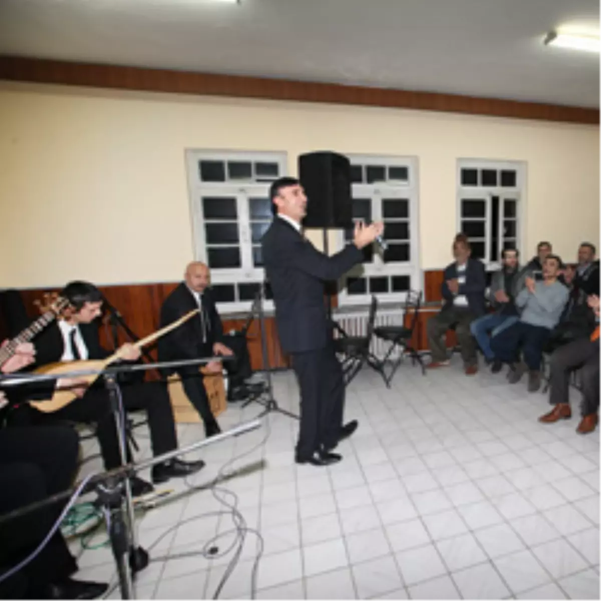 Barınma Evinde Konser Keyfi