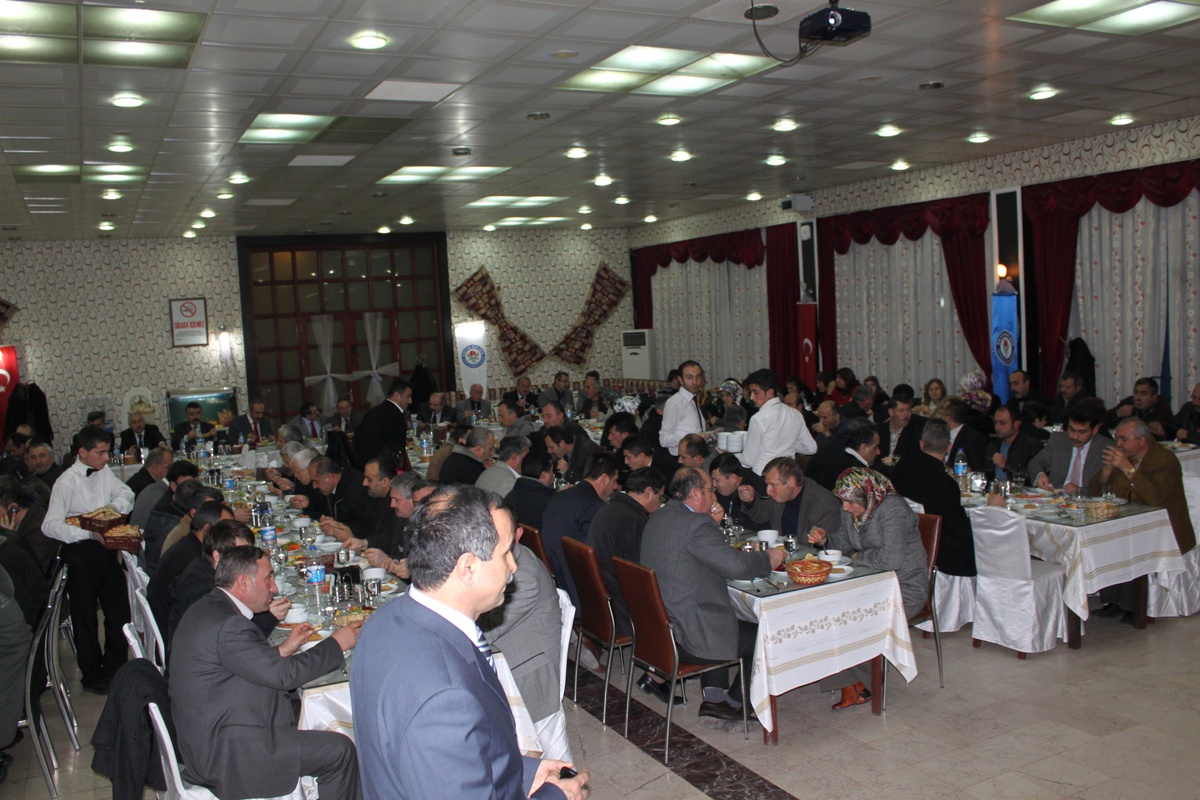 İnsanı Köleleştiren Her Türlü İstihdama Karşıyız