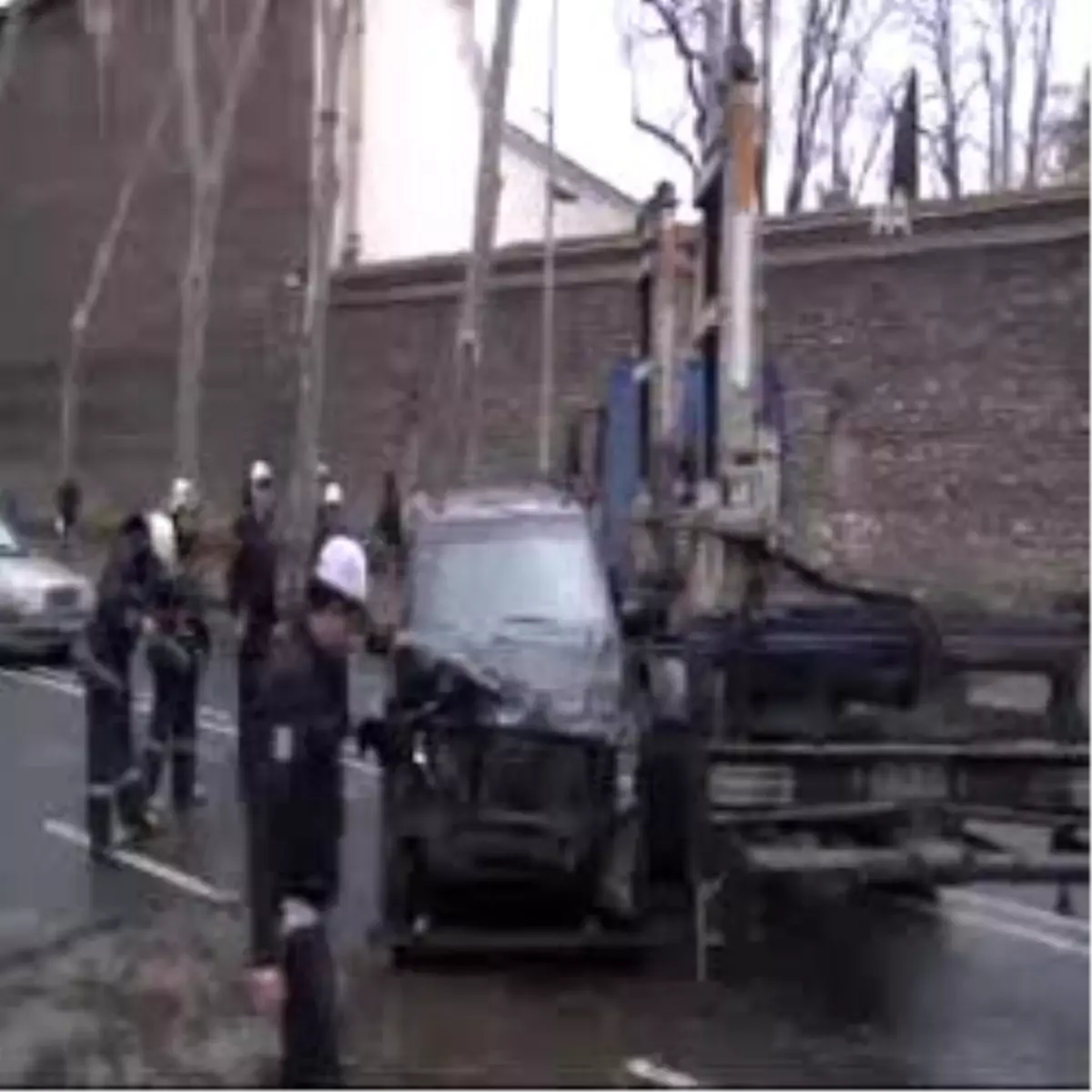 İstanbul\'da Trafik Kazası: 2 Yaralı